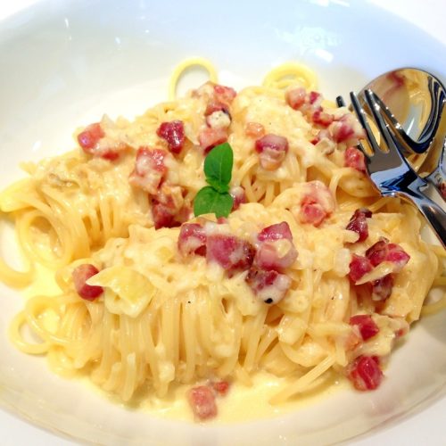 Macarrão à Carbonara